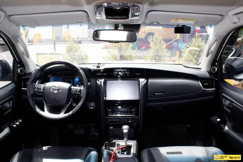 Toyota Fortuner Srv 2023