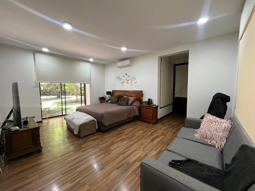Gran Casa En Chicureo Bajo Costo De Agua