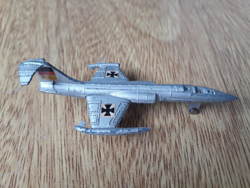 Avion Starfighter 104 Sin Modelo De Fabricante Ni Año Detall