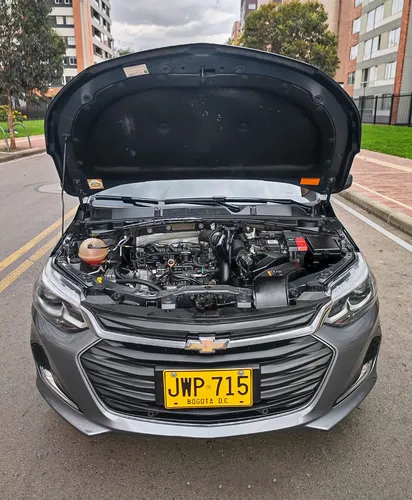 Chevrolet Onix 1.0T Premier Sedan At