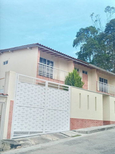 Imagen 14 de 14 de Townhouse Colinas De Carrizal Sector La Perita