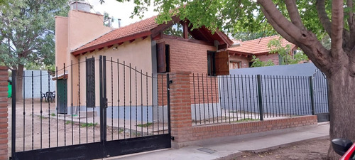 00268 Hermosa  Casa Para 4 Personas En Mina Clavero, San Sebastián