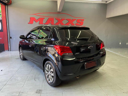 Chevrolet Onix 1.0 Joy Black Edition 5p