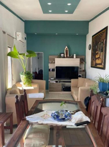 Casa En Venta - 3 Dormitorios 3 Baños - 70mts2 - San Luis