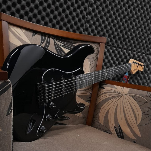 Imagem 4 de 8 de Guitarra Eletrica Tagima Strato Tw Series Tg-500 Preta Bk