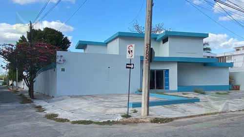 Imagen 1 de 22 de Casa O Edificio Comercial Ideal Para Oficinas En Colonia México A Una Cuadra De Paseo Montejo
