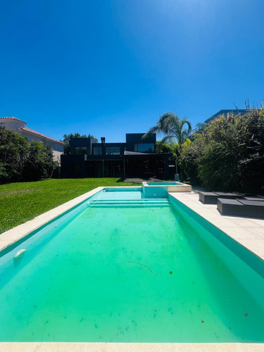 Venta Casa Sobre Lote Al Río En Santa Catalina Villanueva