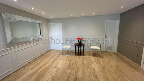 Apartamento En Venta Urb. La Lagunita Country Club, Caracas. 25-22426 Yf