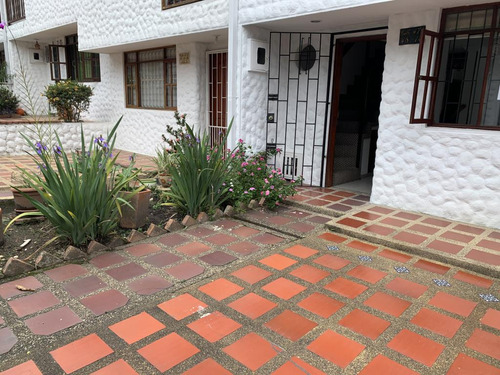 Casa En Venta En Villavicencio. Cod V1080029