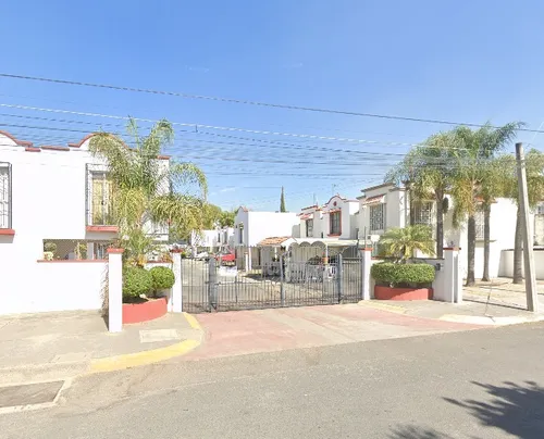 Casa En Remate En Jardines De Miraflores Tlaquepaque