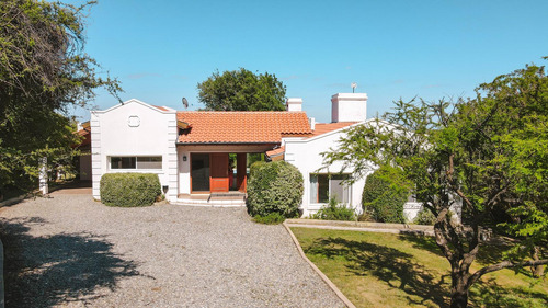 Casa En Venta En Cascadas, 3 Dormitorios A 10min De La Villa De Merlo