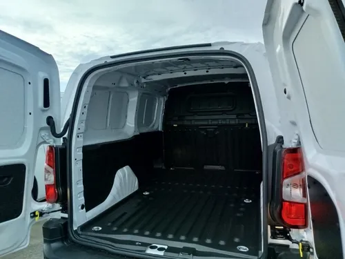 Opel Combo Diesel Bluehdi 1.5 Carga Modelo 2025