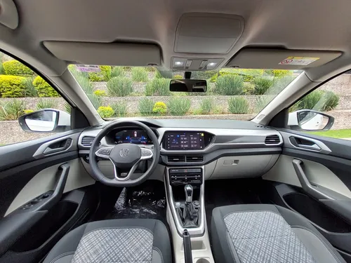 Volkswagen Taigun 1.0 Tsi Comfortline At