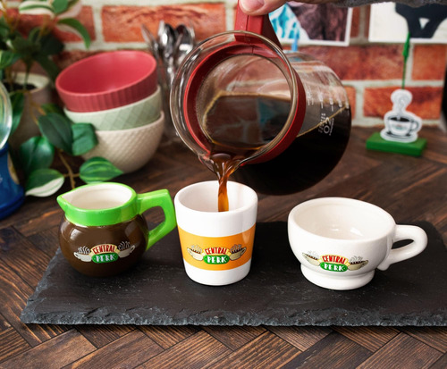 Juego De Mini Tazas Esculpidas En 3d De Cerámica Con Logotip