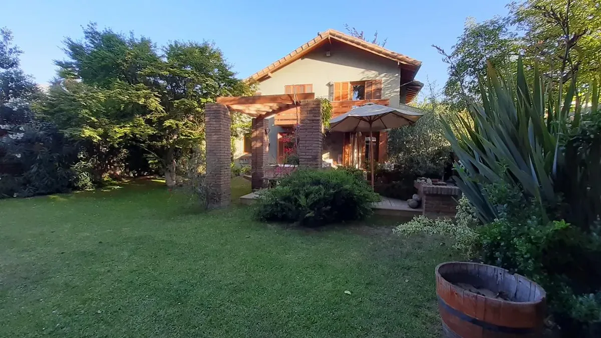 Imagen 4 de 25 de Venta Hermosa Casa La Reina / Gibraltar