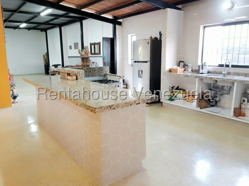 Dennymar, Vende Casa Con Fines Comerciales, Por Contar Con Locales Que Pueden Ser Ambientados De Acuerdo A La Necesidad Del Cliente Y Rentabilizar Tu Inversión, Ubicada En Av El Placer. B5ac855