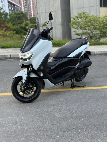Yamaha Nmax Connected