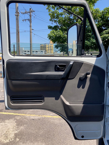 Vw 8-160 Ano 2014 Com Baú De 4,20m