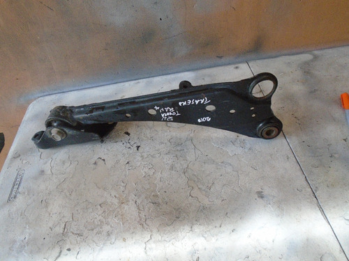 Imagen 2 de 3 de Vendo Brazo Trasero Derecho De Toyota Rav4 Año 2018