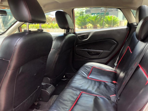 Ford Fiesta Automatico