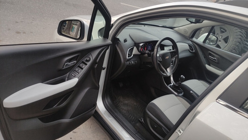 Imagen 9 de 18 de Chevrolet Tracker 2018 1.8 Ltz 140cv