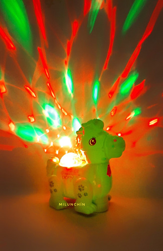Caballito Pony C/ Luces Y Esfera Multicolor 3d C/música