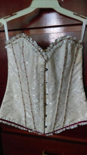 Conjunto De Corset Y Falda. 