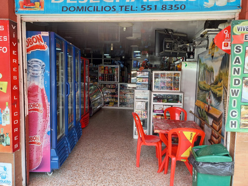 Se Vende Negocio Acreditado, Venta De Viveres Y Licores