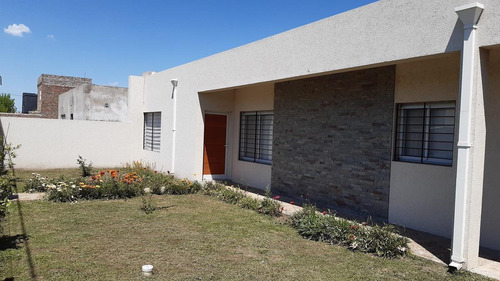 Imagen 3 de 18 de Casa - Funes City