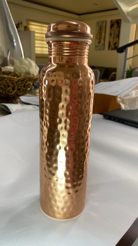Imagen 2 de 3 de Botella De Cobre 1lt Sin Fugas, Antibacteriana, Ayurvédica