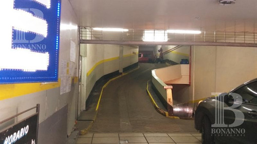 Imagen 2 de 8 de Venta Garage - Microcentro