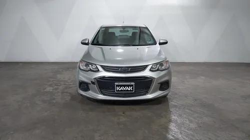 Chevrolet Sonic 1.6 MT D LT
