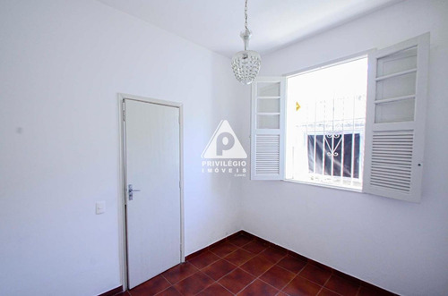 Imagem 10 de 25 de Casa No Humaitá Com 2 Quartos E 1 Vaga - 22262