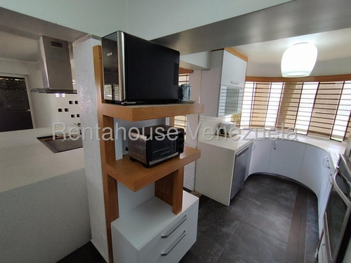 Apartamento En Venta En Los Palos Grandes Piscina Remodelado