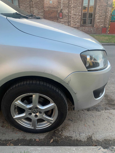 Imagen 2 de 11 de Volkswagen Fox 2013 1.6 Comfortline 5 P