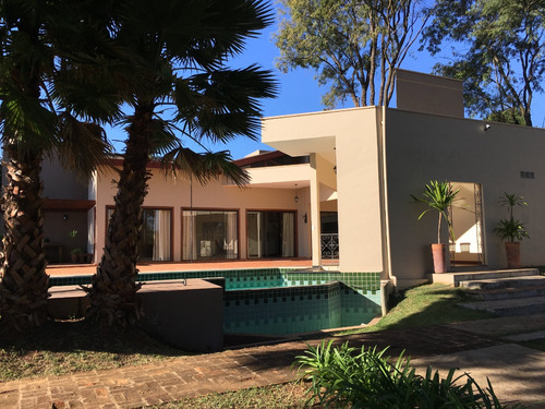 Chacara Lindissima Mogi Mirim, No Bairro São Marcelo, Area Total 2524m2, Area Util 201,3, Com 3 Banheiros, Suite, Campo De Futebol, Piscina Com Bar Anexado, Area De Descanso Com Lareira, Veja As Fotos