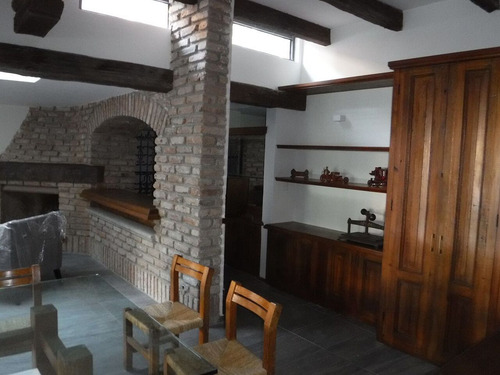 Casa Recien Remodelada A Una Cuadra De Monte Libano