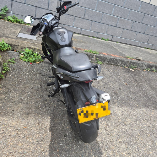 Moto Cr4 125 - 8200 Km - Unico Dueño