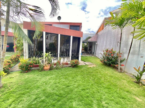 Casas En Venta Conjunto Cerrado Cuenta Con 612m2 Santa Elena Zona Este Barquisimeto Lara Dl
