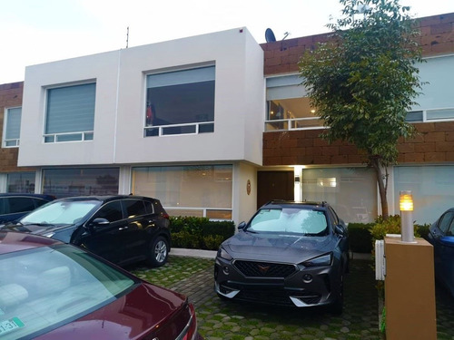 Imagen 1 de 25 de Casa En Venta En Lomas Virreyes, Calimaya