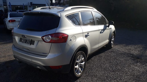 Imagen 6 de 12 de Ford Kuga 2.5t At 4x4 200cv 2013