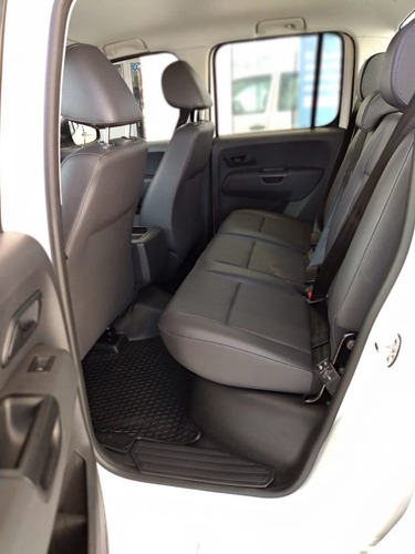 Imagen 11 de 15 de Volkswagen Amarok Trendline 4x2 2022 Mh