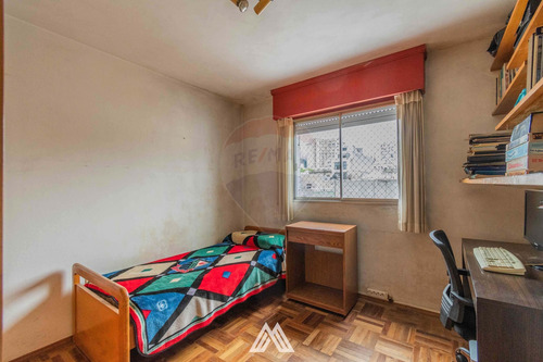 Imagen 4 de 12 de Venta, Centro, Apartamento 3 Dorm Y Balcon Scio.