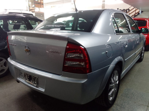 Imagen 6 de 17 de Chevrolet Astra Gls 4p Oportunidad