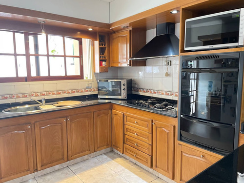 Imagen 8 de 29 de Departamento Con Balcón Y Cochera En Ramos Mejía