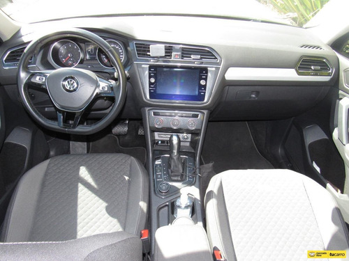 Imagen 11 de 25 de Volkswagen Tiguan 2.0 Trendline Tsi 4motion (7 Puestos)