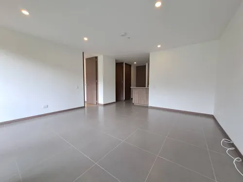 Apartaestudio En Arriendo Loma Del Escobero 743-7407