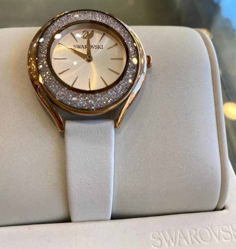 Lindo Relógio Swarovski Pulseira De Couro 1200 Cristais