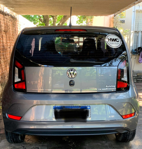 Volkswagen Up! 2018 1.0 High Up! 75cv 3 P