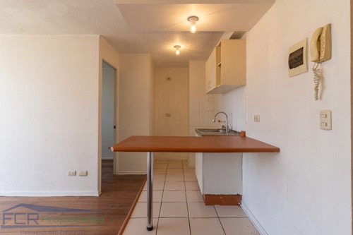Excelente Departamento 2d 1b Frente Estación Metro Ñuble